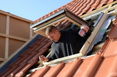 Pose de fenêtres de toit Velux à Jenlain